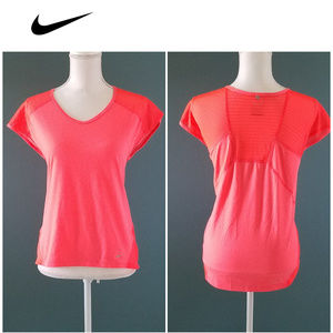 Nike Women's Shirt Sz. M Pink Relay Short-Sleeve
